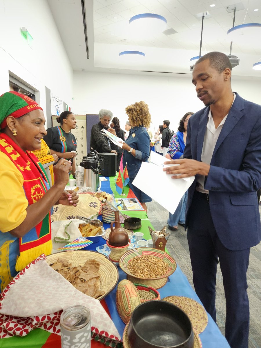 JohannesMes's tweet image. አብ ላስ ቬጋስ ዝካየድ ዘሎ ሃገርን ባህልን ናይ ምልላይ ዝተፈላለያ ሃገራት ብጽቡቕ ይቕጽሌ አሎ 15/11/2023🇪🇷🇪🇷🇪🇷🇪🇷🇪🇷🇪🇷🇪🇷🇪🇷🇪🇷