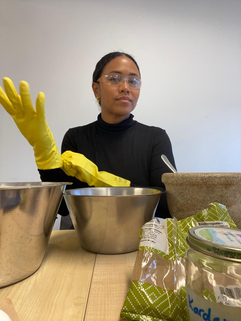 Shameless Maya tweet media