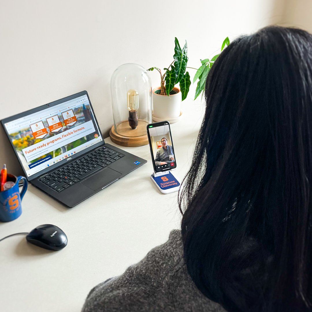 SUProStudies's tweet photo. In need of some new Syracuse University swag for your home or office? Want to support students? Look no further!

Give $25 or more to support part-time scholarships, and receive an SU phone/tablet stand: 

https://t.co/GMsg3eYM7i https://t.co/PRfai11UoA