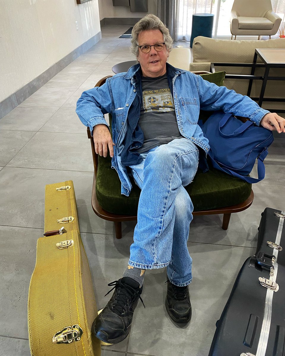 steveforberttwt's tweet photo. In Texas
As someone hereabouts said: 
On the road again!

Show tonight at The Post at River East at 8pm in Fort Worth, Texas with keyboardist Rob Clores. See you tonight!

🎟 Tickets: https://t.co/9tW3DyeGTy 🎟

#intexas #ontheroadagain #ontour #folkrock #texas #fortworth https://t.co/D9Ca5B7AmV