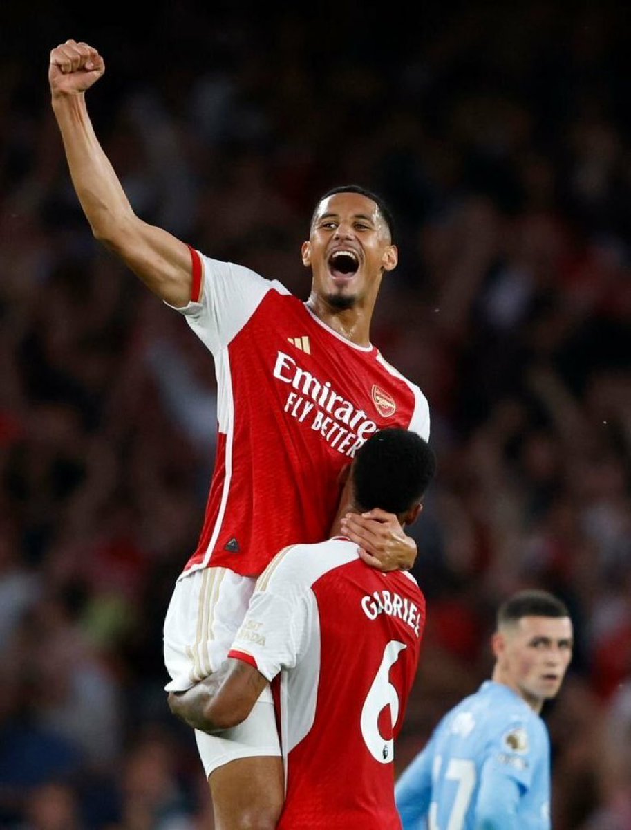 UPYOURARSENAL04's tweet image. Arsenal fans drop your handles, REPOST and make sure you follow each other🔴⚪