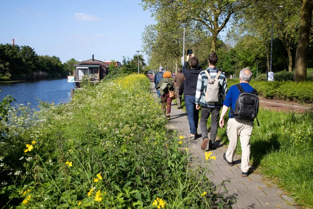 milieucentrum's tweet photo. Vrijdag 17 november #Stadsmakerscongres #smc23 - TOUR door #Stadsparkwest, 🌳 10.30 uur v.a. de Schouwburg. Kaartjes €20 (voor de hele dag + lunch) 📲: https://t.co/Ge4DC3xVYP lees meer 📲: https://t.co/zoB2Nd4tD9 .  Door 't park wat er niet is maar wel ligt ... https://t.co/liHe8vLwPd
