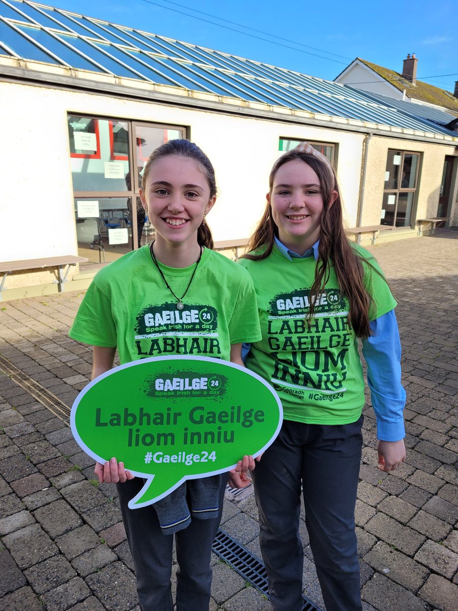 muinteoirconnie's tweet photo. #Gaeilge24
#coachfordcollege #gaeilge
#ismaithliomgaeilge https://t.co/x7t1EzambO