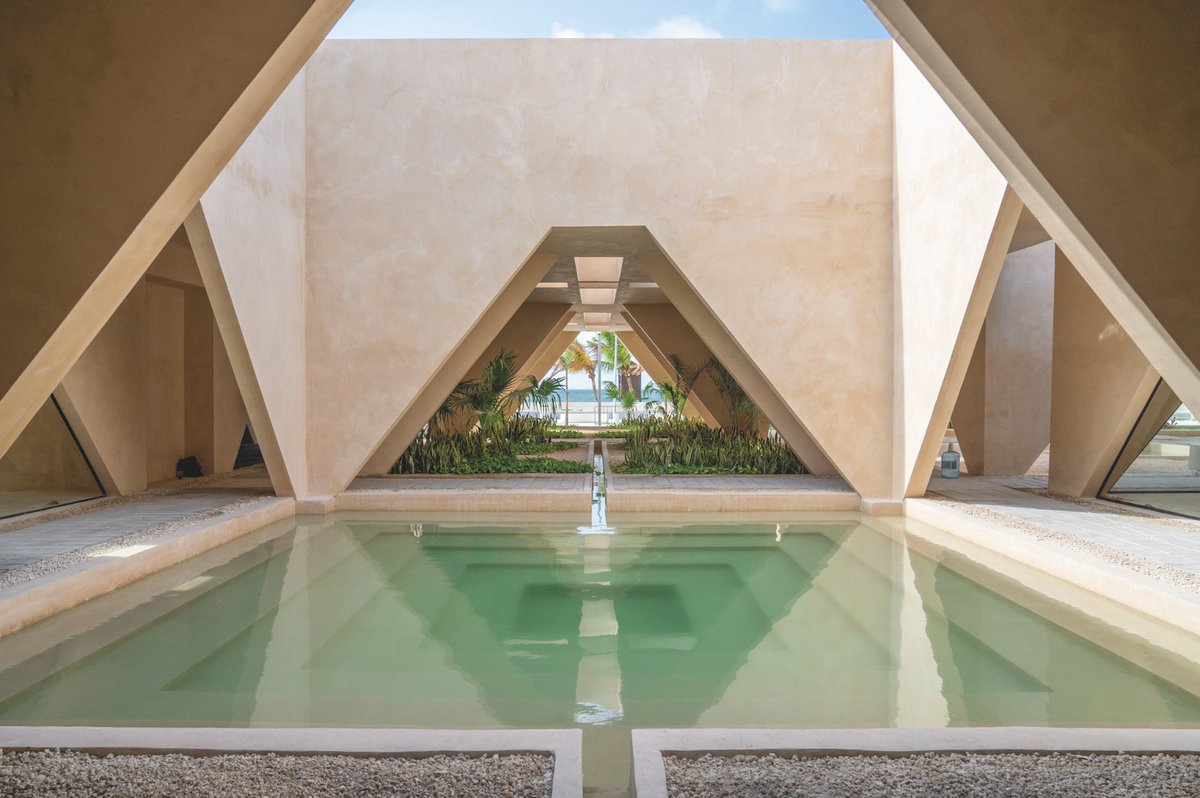 SEDATU_mx's tweet photo. #Boletín
Museo del Meteorito que construyó Sedatu en Progreso, #Yucatán, gana Premio Firenze Entremuros 2023.
La obra se realizó con una inversión de más de 70 mdp y ganó en la categoría Edificio de Arquitectura Pública.
Entérate👉 https://t.co/stj7LIB79J
#ProgresoLate❤️ https://t.co/OU1Q3FrW9e
