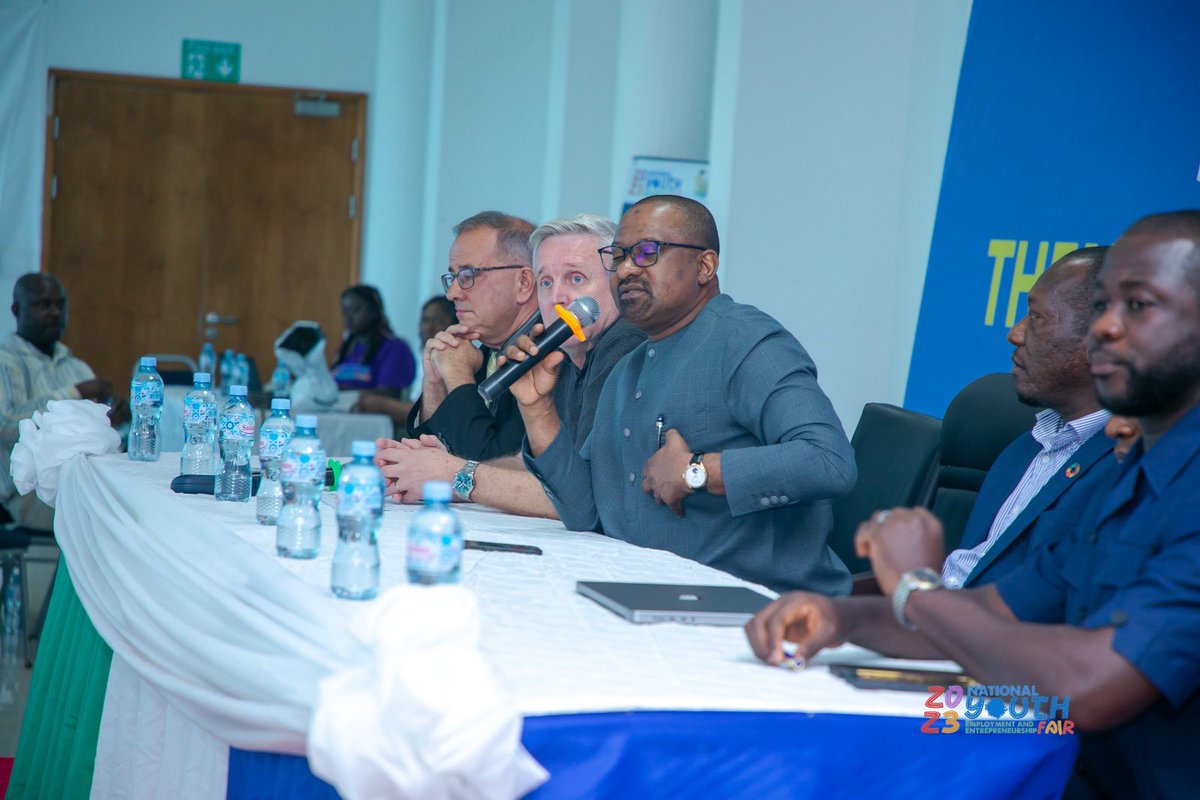 Keketoma_Sandi's tweet photo. On Tuesday, 14/11/2023, I joined the @VP_Jalloh at the Job Creation Conference as part of second edition of the National Youth Employment and Enterpreneurship Fair. 

The Vice President assured business executives and private sector representatives of Government’s commitment to creating the enabling environment for job creation. 

In closing the conference, I informed participants that His Excellency President Bio’s manifesto commitment to youth employment would be underpinned by a comprehensive national job creation strategy that will guide and support Government efforts to reduce the burden of unemployment.