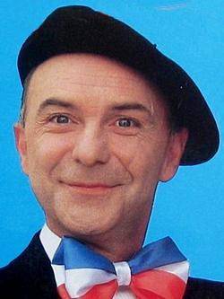 #RIP Buzy. Encore une icône des années 80 qui s'en va ! "Buddy buddy fizzy call"...