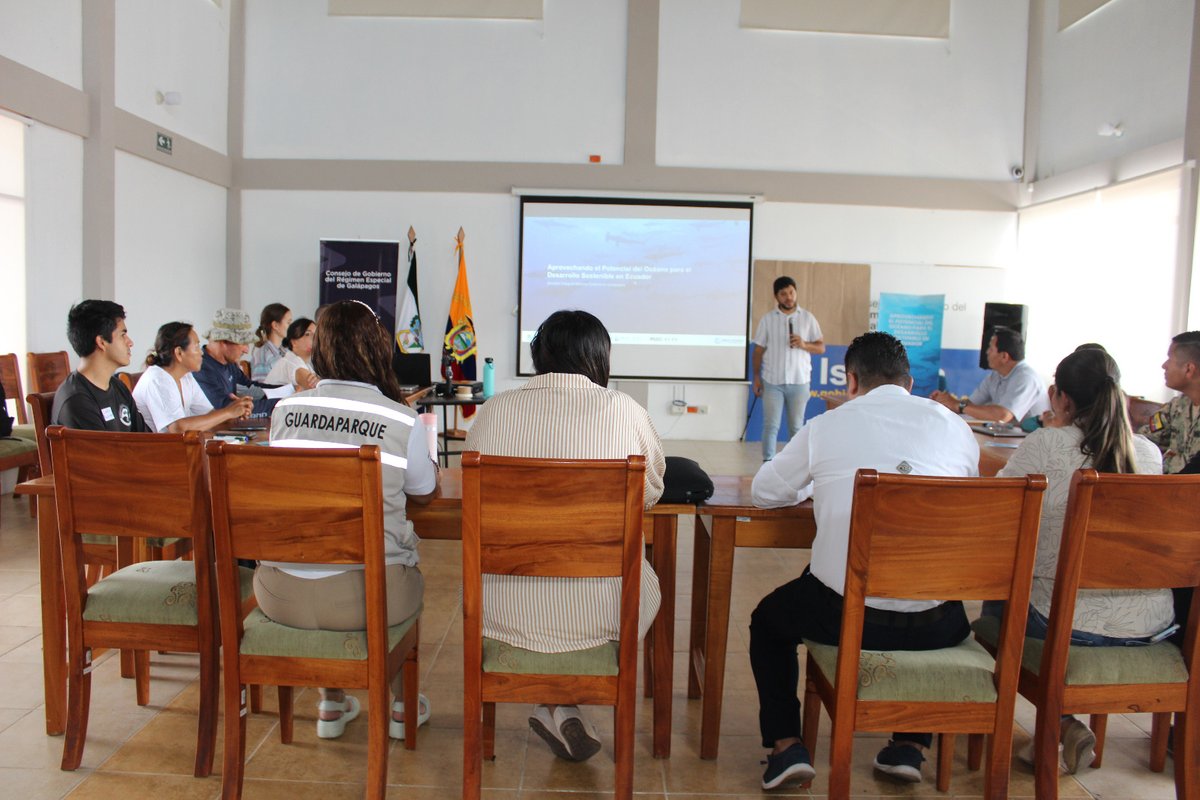 Parque Galápagos tweet media