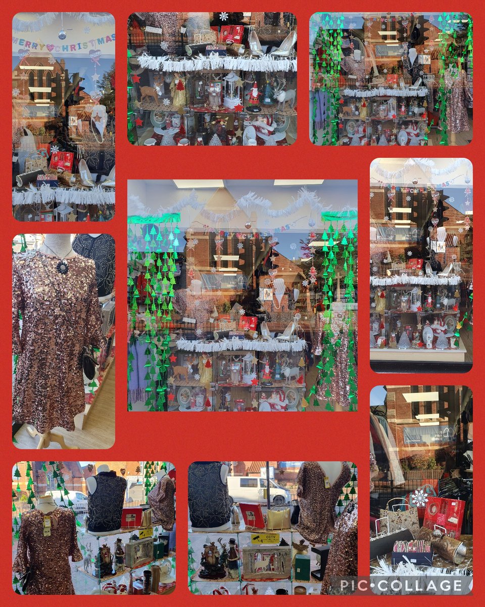 It's beginning to look like a Christmas 🎄 Christmas window <a href="/BearwoodMind/">Mind shop Bearwood</a> #mymindshop #mentalhealth #Christmaswindow #forbettermentalhealth 🎄 🎅 🧑‍🎄