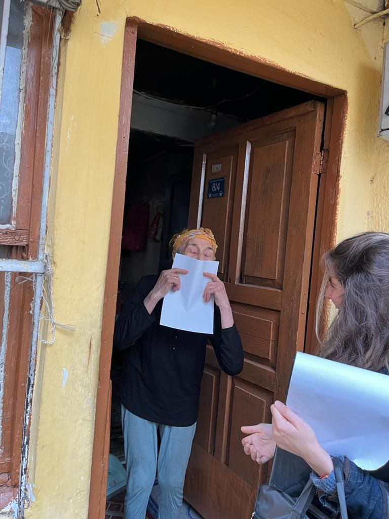 UlusalhaneZiyrt's tweet photo. Filistin'in Bağımsızlık Günü Kutlu Olsun.🇹🇷🇸🇩
Rıdvan Bey, üniversite bölüm şartı, kpss puanı (bazı vakıflar), mülakat ve ikamet şartı ile vakıflarımıza girdik. Daimi çalışan ne işi yapıyorsa biz de o işleri yaptık. 14 ay çalıştıktan sonra 31 Ekim'de işsiz kaldık. Lütfen Sosyal Yardımlaşma ve Dayanışma Vakfında çalışan üniversite mezunu 2 bin Ulusal Hane Personelinin sesini duyun.🙏🙏
