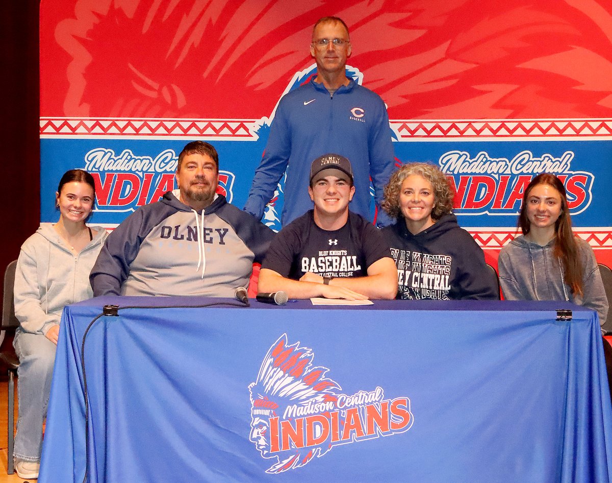 RichmondRsports's tweet photo. SIGNING DAY 2023
Madison Central senior Druw Hess signed a national letter of intent on Wednesday to play baseball at Olney Central College
@MCHS_Baseball https://t.co/EAg8O2zliO