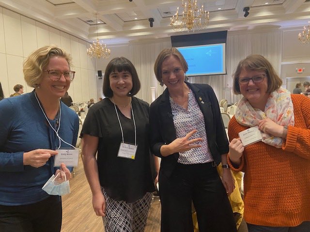 chemily91's tweet photo. Four Emily’s at the fantastic ⁦@ONWiE_⁩ summit. https://t.co/EC9Rhea3CL