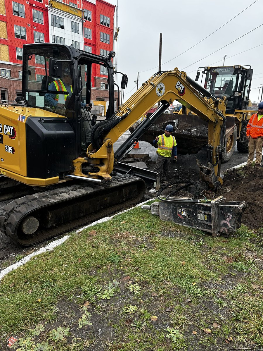 CLalevee's tweet photo. Updated #infrastructure
YOU GOT IT!
Courtesy of #iuoe825 and there signatory contractors.
On time, on budget & safe!
#njconstruction #825strong https://t.co/zS5Swea4JU