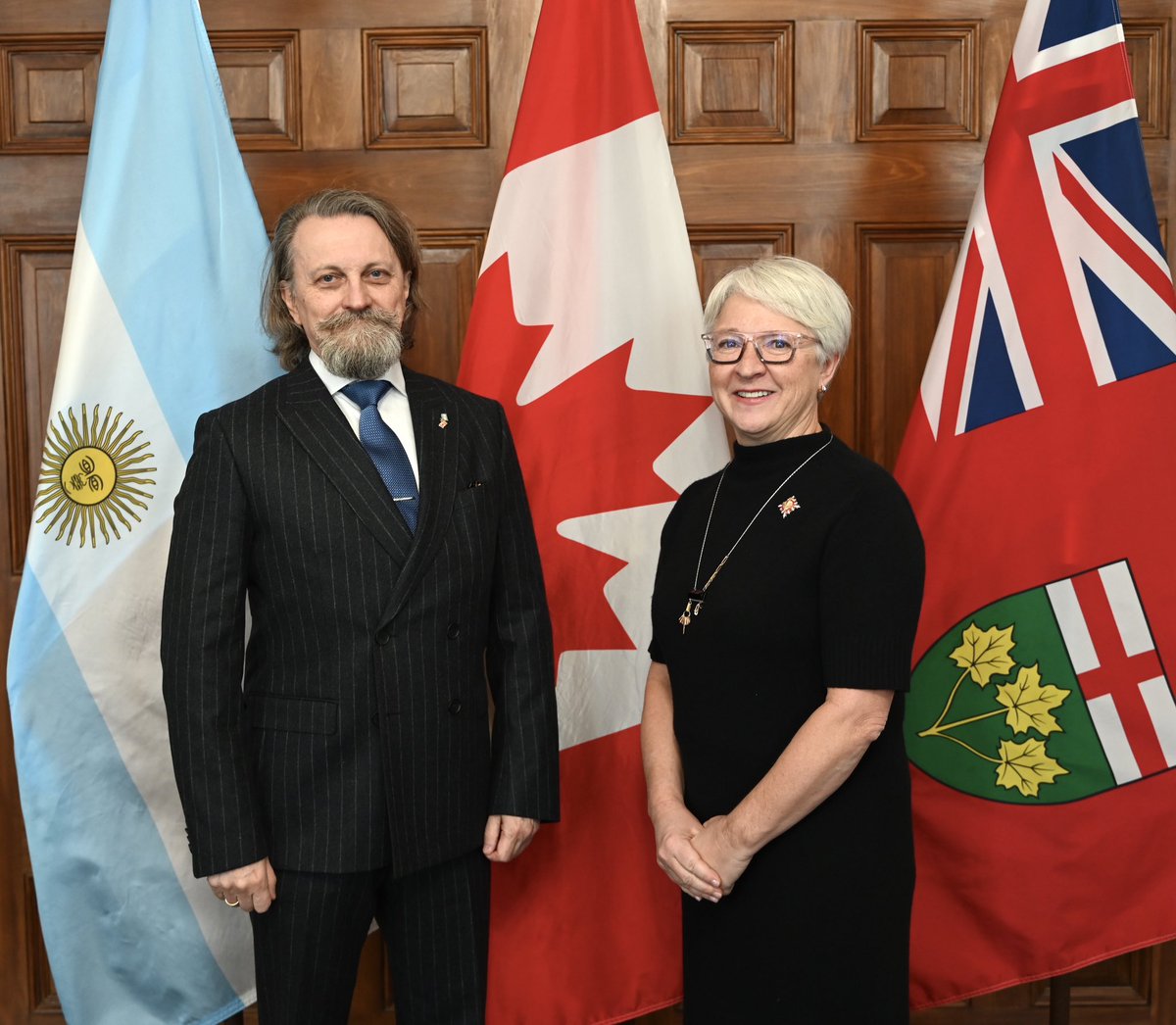 Ce matin, j’ai reçu ma première visite de courtoisie diplomatique à Queen’s Park. Un accueil très chaleureux pour M. Gustavo Infante, consul général d’Argentine à Toronto. <a href="/ArginCanada/">Embajada Argentina en Canadá 🇦🇷 🇨🇦</a>