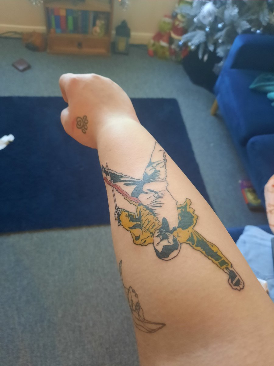 superfruiter13's tweet photo. The king himself. Finally got round to having him tattooed @QueenWillRock @freddie_mercury @DrBrianMay https://t.co/At8ao4wIOb