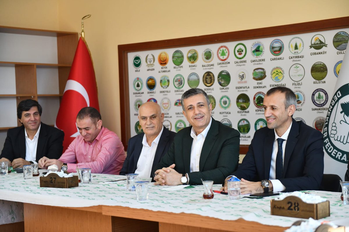 GoleFed75's tweet photo. Nazik ziyaretlerinden dolayı  hemşehrimiz Esenyurt Belediye Başkanı Kemal Deniz Bozkurt'a teşekkür eder, çalışmalarında başarılar dileriz. https://t.co/X8CvK06pQ9