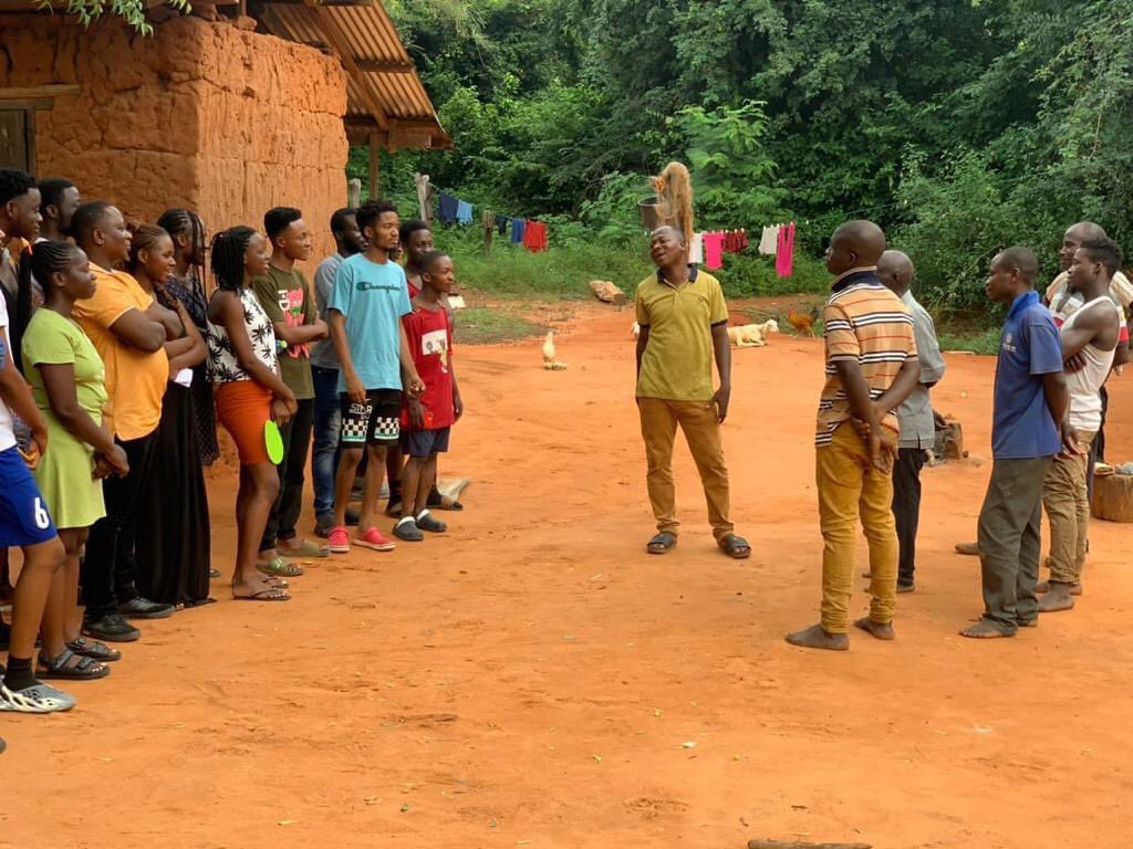 VoiceOfUESD_'s tweet photo. Students of UESD entering Level 300, undertaking their Community Based Experience Learning (CoBEL) Programme in Aseseeso, Bueyonye and Boti Pompomse, suburbs of Somanya, Yilo Krobo Municipality and Okere District, Eastern Region. Walk with UESD
#UESD23
#HOPE23
#CoBELexperience23 https://t.co/7OSKg2PDl3