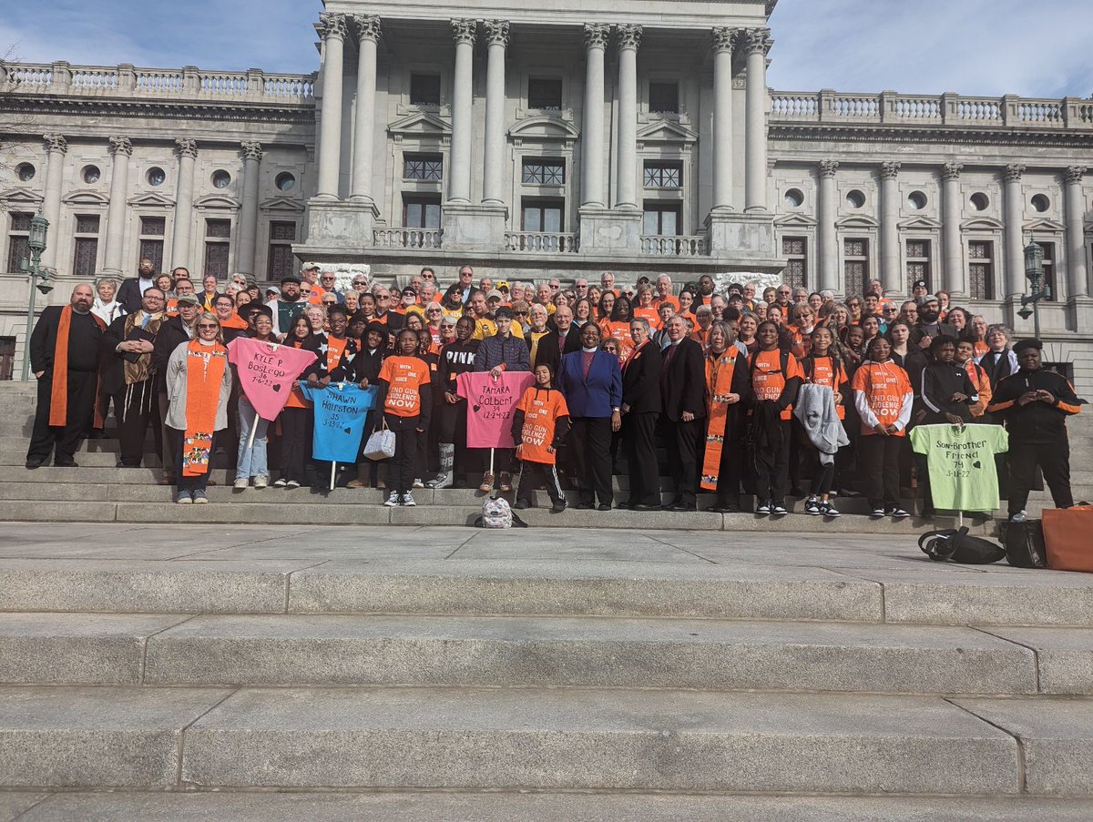 CeaseFirePA's tweet photo. The 3rd consecutive day of action in Harrisburg to #EndGunViolence! We joined a coalition of 16 faith communities from across PA to speak #WithOneVoice for life-saving gun safety policy change in PA. Thank you to the Episcopal Diocese of Central PA (@diocesecpa) for organizing. https://t.co/TIOw2Ky4WQ