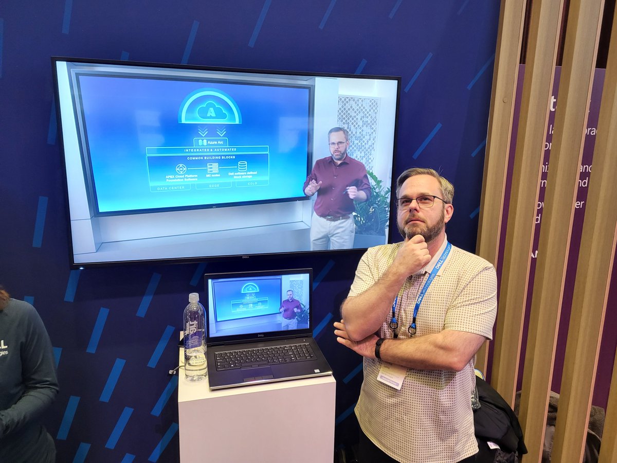 Talking to clients at #MSIgnite and watching folks watch <a href="/Evolving_Techie/">Michael Lamia</a> deliver the APEX Cloud Platform for Azure.
