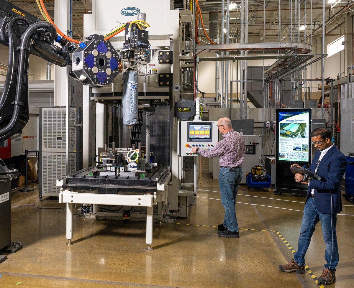 .<a href="/ORNL/">Oak Ridge Lab</a> research expands possibilities of #composites: Increased use of #additivemanufacturing, or AM, is creating demand for faster #manufacturing rates and stronger, lighter and more resilient composites than before. ornl.gov/news/cradle-cr…
