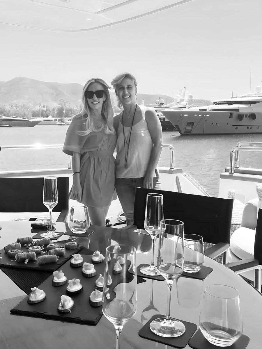 oceans_captain's tweet photo. Our team of experienced professionals will work closely with you to understand your preferences and requirements, and then tailor a charter package that meets your expectations. 
.
Welcome On Board 
#oceanscaptain #luxuryyachts https://t.co/10RehEONCk
