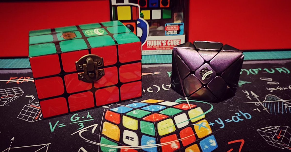 HoopClown_NHF's tweet photo. La vida de HoopClown va unida irremediablemente a las #cajas. Este modelo es sin duda el máximo exponente de mi colección, una maravilla con el acabado de maestro @tximistyle que con sus cubos lleva, sin duda, el concepto #stickerless al borde de la perfección... 🥰🥰🥰 https://t.co/NaWIp9QJP3