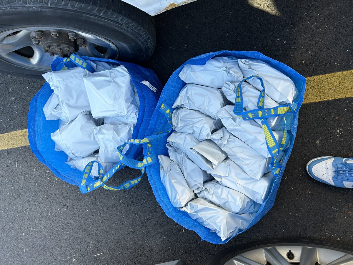 Inspired by @maxanthonyfba new song. It’s out now go listen. Put me right to work on these.

<a href="/FBM_Cup/">FBM Cup</a> <a href="/parkerbiederer/">parker biederer</a> <a href="/coopfba/">Cooper</a> <a href="/willtoflip/">.</a> <a href="/WillSpringer1/">Will Springer</a> <a href="/0DayHandleTime/">Aaron</a> <a href="/flips4miles/">Miles</a> <a href="/lk_fba/">Lucas Klein</a> <a href="/brandtsells/">Jake Brandt</a> <a href="/CashFromKev/">Kev</a> <a href="/colecfba/">Cole clayton</a> @FBAhish