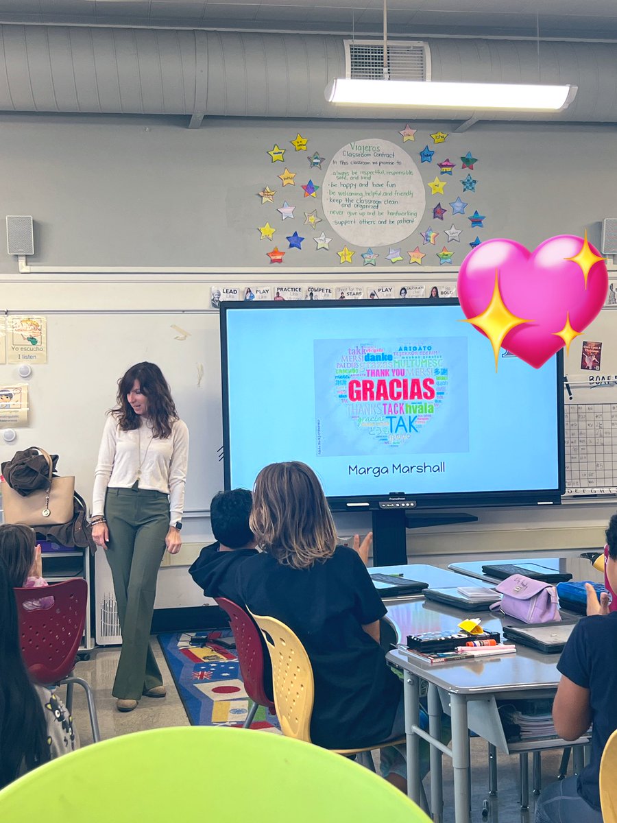 MargaMarshall's tweet photo. This picture resumes how much I love presenting to Ss 💖.
I had the honor to share with #HOLAJets in 5th grade the Biliteracy Pathways Recognition Program and how they can earn the CA @BiliteracySeal in high school. I had the best time! #onceaJetALWAYSaJet✈️ @holamrsmejia 😊 https://t.co/tonE4P8as5