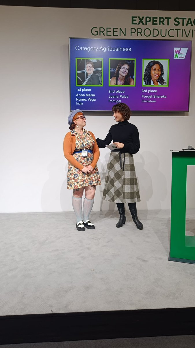 Womeninagmag's tweet photo. That's a wrap! Thank you @AGRITECHNICA and thank you to all the amazing women who came all the way to Hannover for this second edition of the Women in Ag Awards! @DLGeV @AGCOcorp @NewHollandAG @chembe143 https://t.co/ZiThZY4R7R