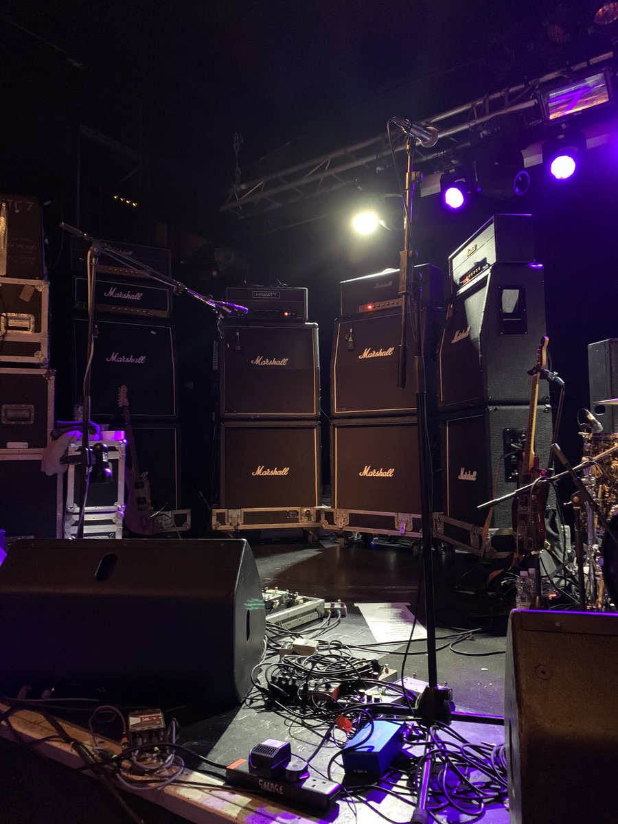 megatronman's tweet photo. Waiting for @dinosaurjr at The Garage. J Mascis’ stack seems superfluous for such a small venue
#TheseGoToEleven https://t.co/4IAI449QRc