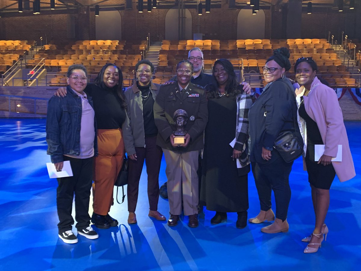 Maj. Gen. Fran Evon tweet media