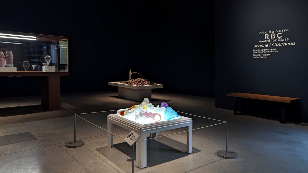 Call for Submissions: The Canadian Clay &amp; Glass Gallery <a href="/CdnClayandGlass/">Canadian Clay & Glass Gallery</a> invites submissions from emerging artists working in glass for the RBC Award for Glass. The winner's  research is supported by the award.
Award: $10,000
Deadline: Jan. 14, 2024
ow.ly/hklj50Q84QS