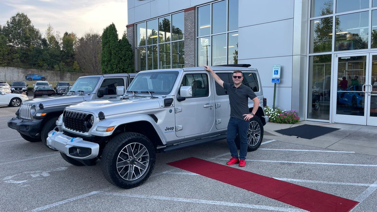 colliervillemtr's tweet photo. Brian Middleton, a special welcome to the Collierville CDJR family with your custom-ordered 2024 Jeep Wrangler Sahara High Altitude 4xE – it's a true one-of-a-kind! https://t.co/0OgnP2Mbo7