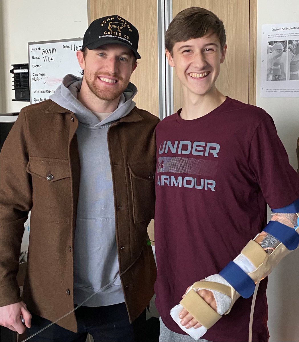 #UPDATE a teen shot in the arm in Lewiston during the mass shootings is discharged from Mass General after undergoing reconstruction on his arm. Bruins defenseman Matt Grzelcyk even paid a visit at the end of his stay.
GoFundMe for Gavin Robitaille: gofund.me/e0e70126