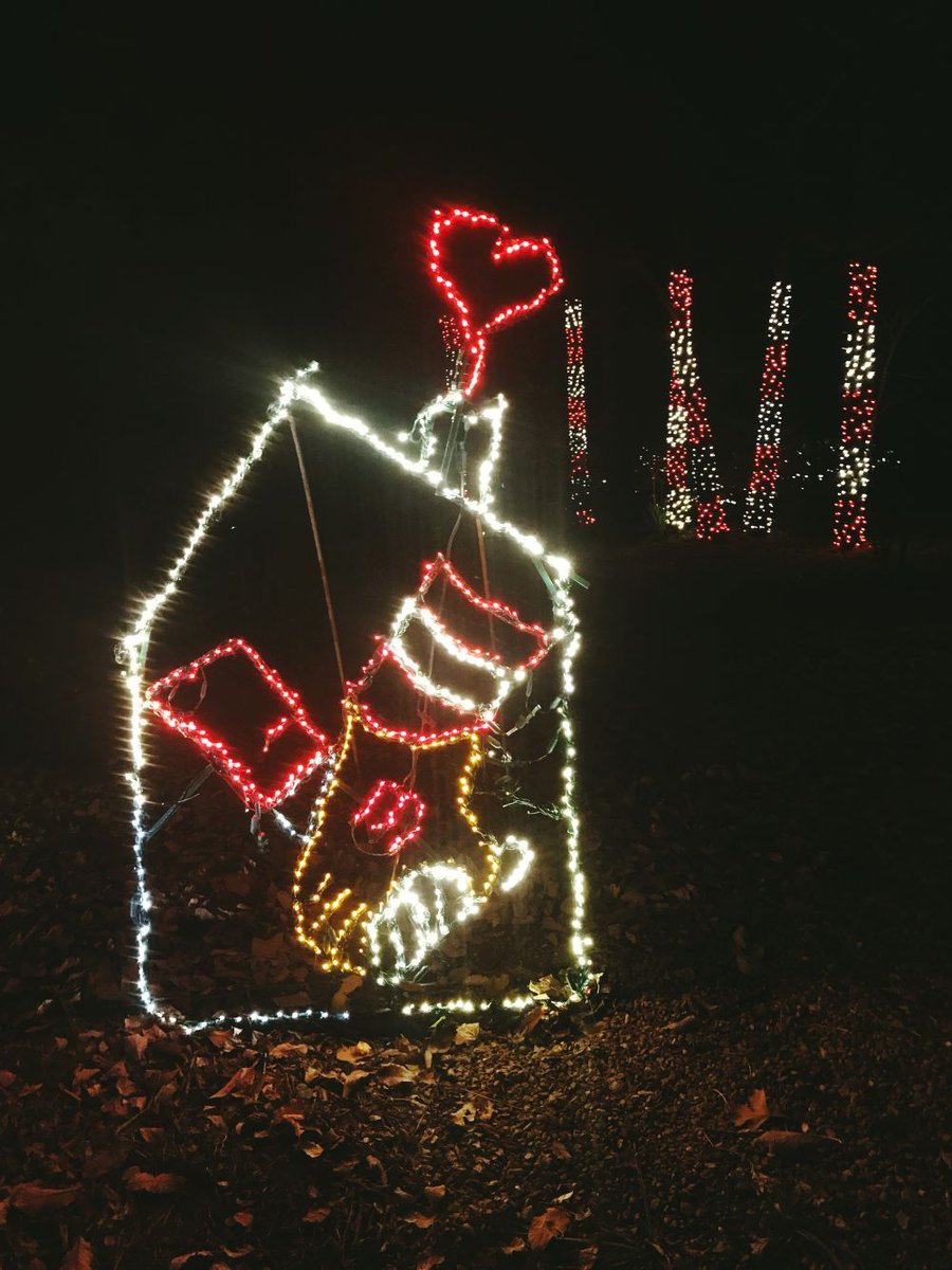 Making plans to attend Rock City's Enchanted Garden of Lights this year? Your ticket will once again help support the Ronald McDonald House Charities of Greater Chattanooga! 

Rock City has given nearly $300,000 to Ronald McDonald House so far from event proceeds.