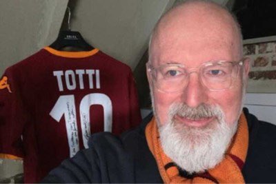 Wie op 22 november voor deze idioot stemt. Zou nooit meer stemrecht mogen krijgen, supporter onwaardig en <a href="/nooitmeerkomenF/">Dan hoef je nooit meer te komen naar Feyenoord ⛔️</a>!!

FEYENOORD BOVEN ALLES!🤝🏽