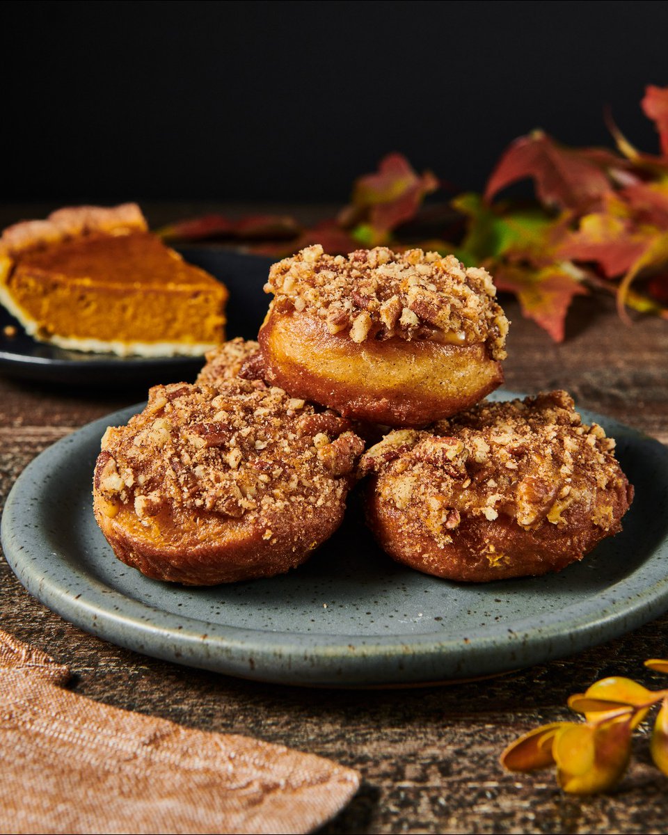 Pumpkin pie is great – but homemade Pumpkin Pie Spice doughnuts are even better! 🥧🍩

Get the recipe: ow.ly/aQAk50Q85Am