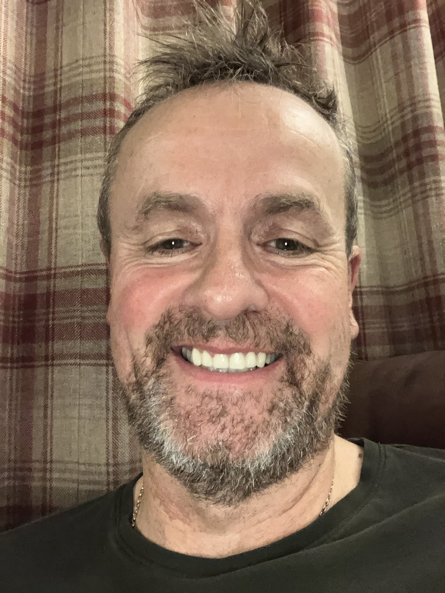 Andrew Bell tweet media