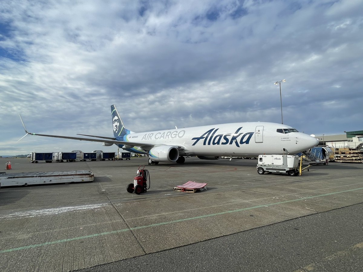 AviationAndDogs's tweet image. Welcome to the Alaska Air Cargo fleet!!  #N584AS #flySEA #AlaskaAirCargo ✈️