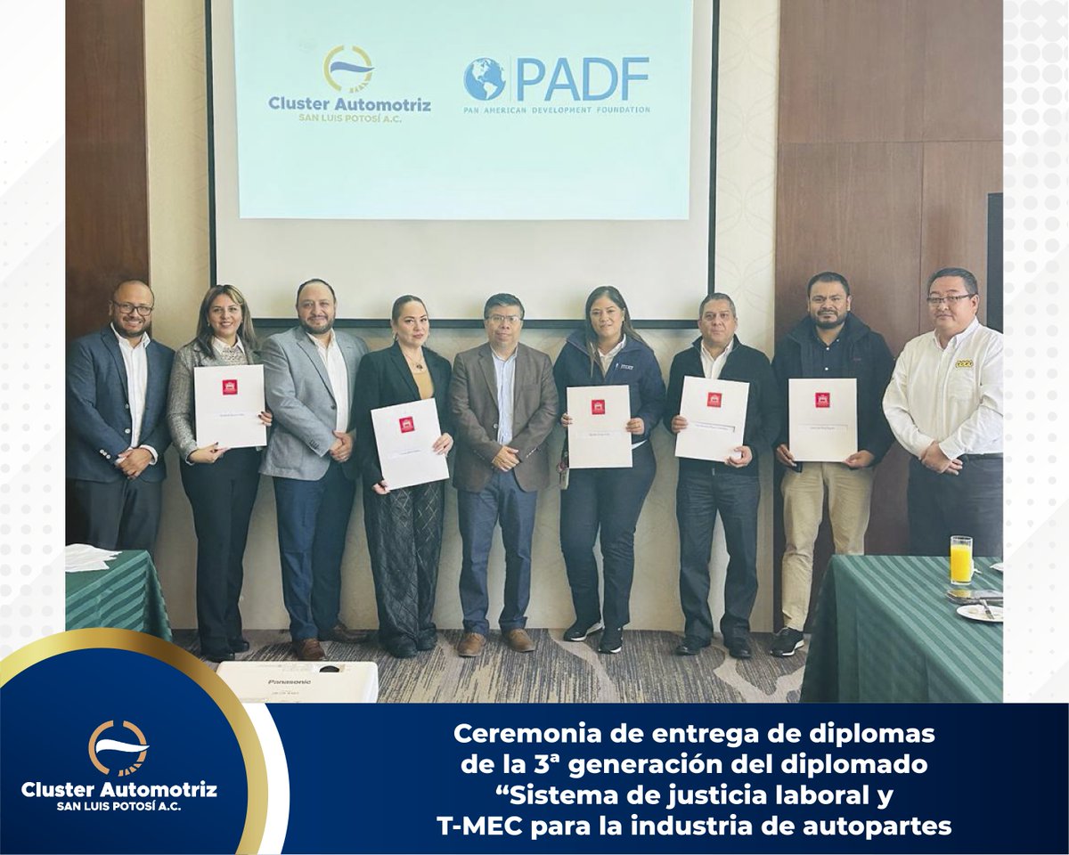 CAutomotrizSLP's tweet photo. Ceremonia de entrega de diplomas de la 3ª generación del diplomado Sistema de justicia laboral y T-MEC para la industria de autopartes.
#CASLP #sanluispotosí https://t.co/PwLKYgNZ4y