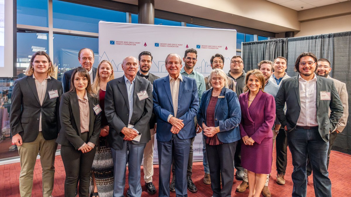 NMSUFoundation's tweet photo. Thank you, @HuntFamilyFdn, for your generous investment in the entrepreneurship ecosystem at NMSU's @ATI_Arrowhead Center! It fuels the #Borderplex region's enterprising spirit and innovative technology that contributes to economic prosperity. We are grateful for your support! https://t.co/O1IuUkIHtV