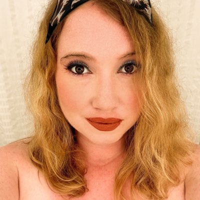 #NewProfilePic https://t.co/8NX9JBfhtd<a href="/tag/newprofilepic"class="tags">#NewProfilePic</a>