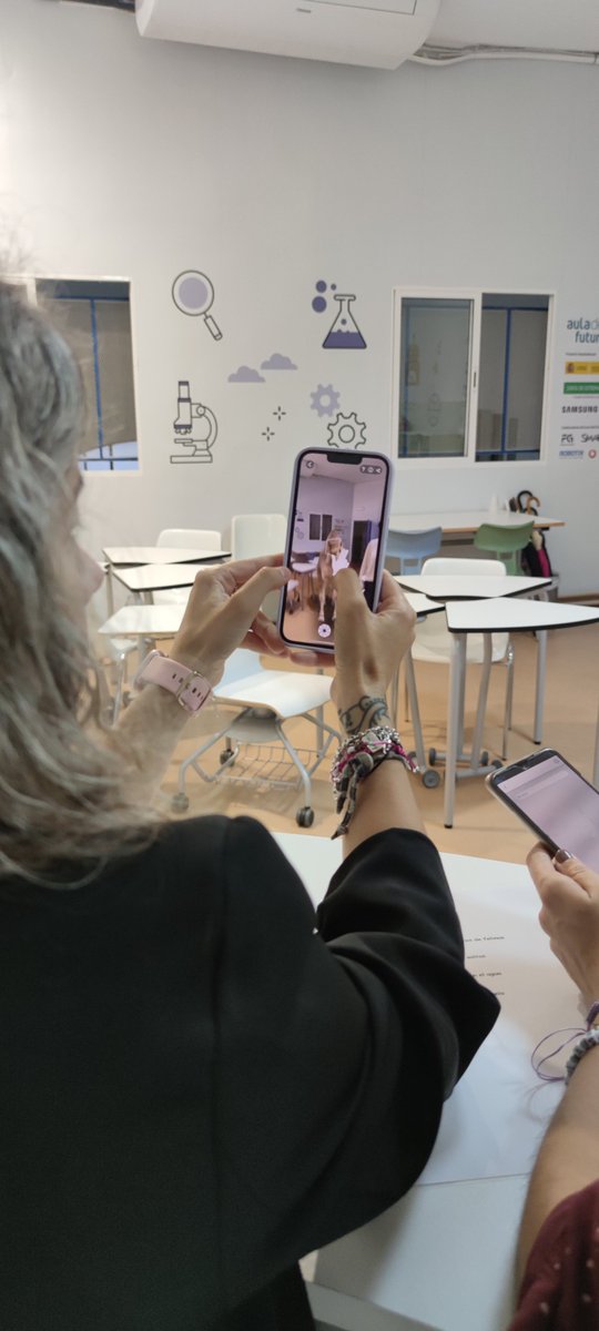 Manuelmorea's tweet photo. Finalizado curso "Gamifica y crea situaciones de aprendizaje". Gracias al CPR de Mérida por la oportunidad de la ponencia y a los participantes por hacer el curso tan divertido. https://t.co/wvzy4hQEtl