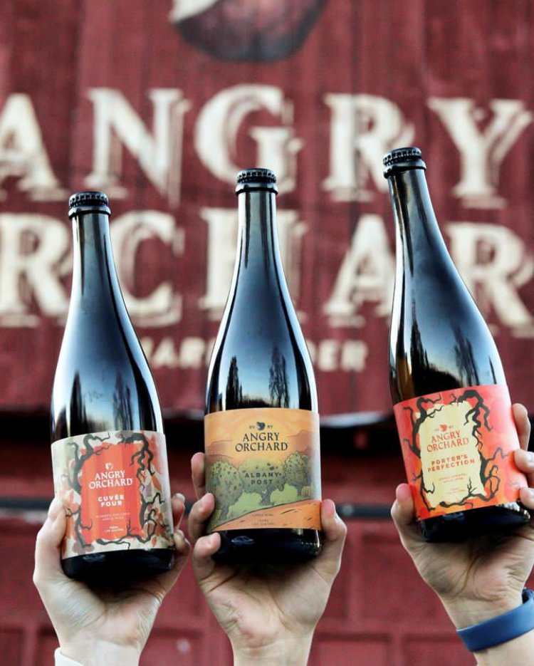 Give the gift of cider with @angryorchard Holiday Bundle! ❄️

Featuring:
🍎 Cuvée 4
🍎 Porter's Perfection
🍎 Albany Post

📍 Walden, NY