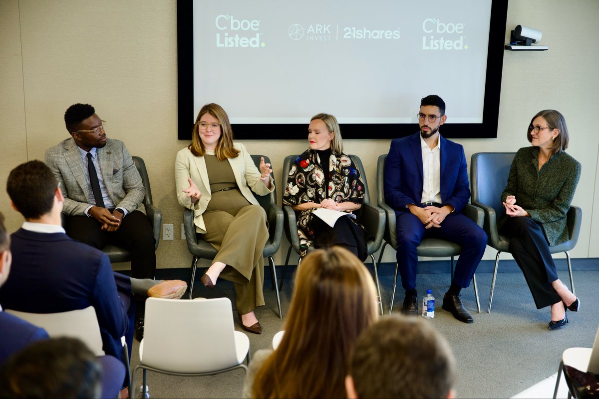 Cboe's tweet photo. Great to have @CathieDWood in our New York offices yesterday to celebrate the launch of @ARKInvest's & @21shares_funds' suite of actively managed, crypto-native #ETFs! #ARKA #ARKZ #ARKC #ARKD #ARKY
Learn about their #CboeListed funds: https://t.co/z0g7EmtzCo https://t.co/e9gbKFnIFd