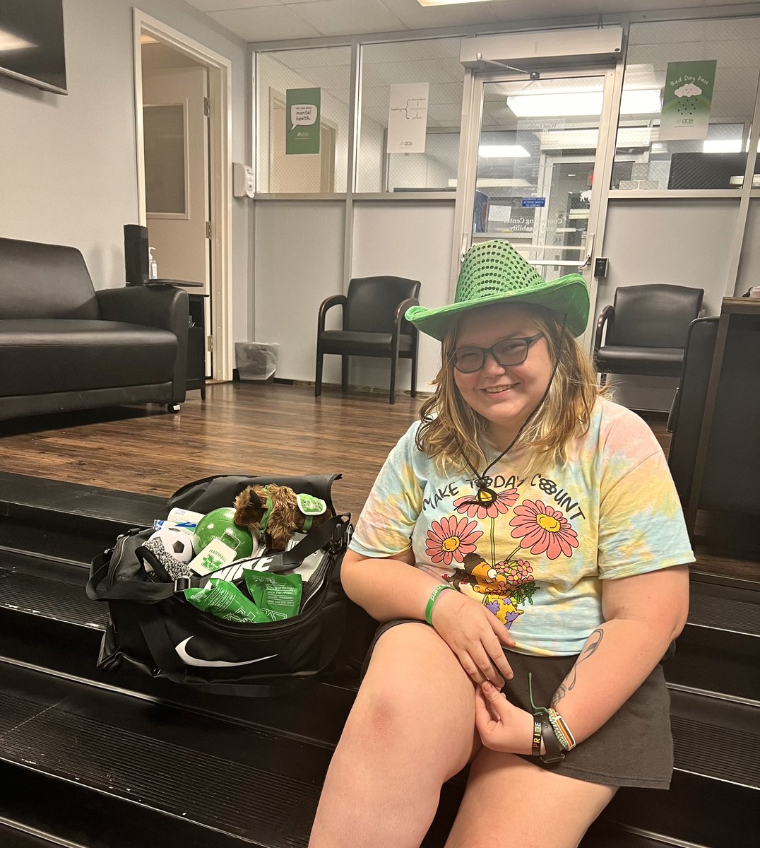 SSSMarshallU's tweet photo. Winner, winner, chicken dinner 🏅 Congrats to Cheyenne, Hannah, and Emily for winning the basket drawings! 

Thank you everyone for helping us successfully raise money for scholarships. Also, a huge thank you to everyone who donated for the baskets 💚 https://t.co/I1XzEK9XxP