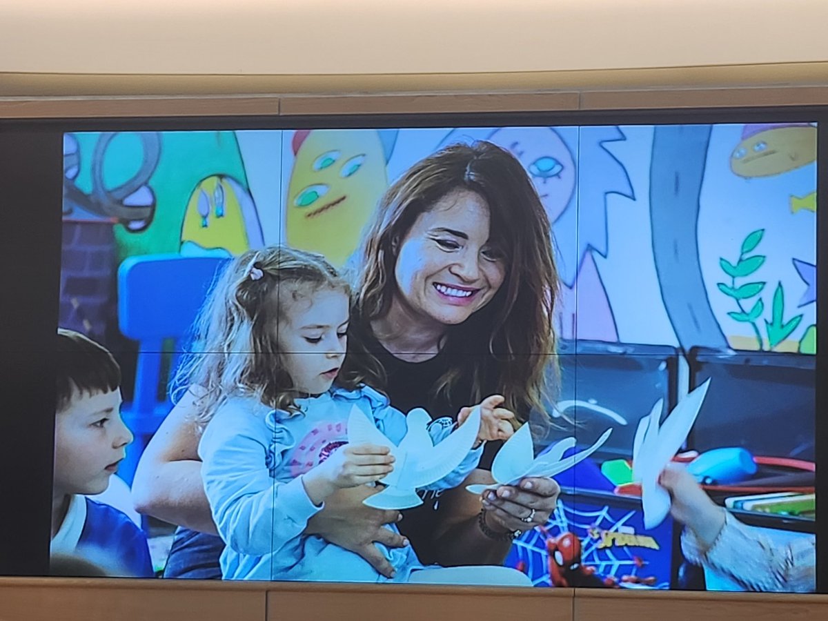MarkoticGordan's tweet image. In #UNOG Human Rights Hall, committed to the Rights of Every Child,   enjoying  in a music performed by the world famous soprano #SonyaYoncheva #UNICEF National Ambassador of 🇧🇬 &amp;amp; children's orchestra #MusicEnsemblePlus from #Geneva