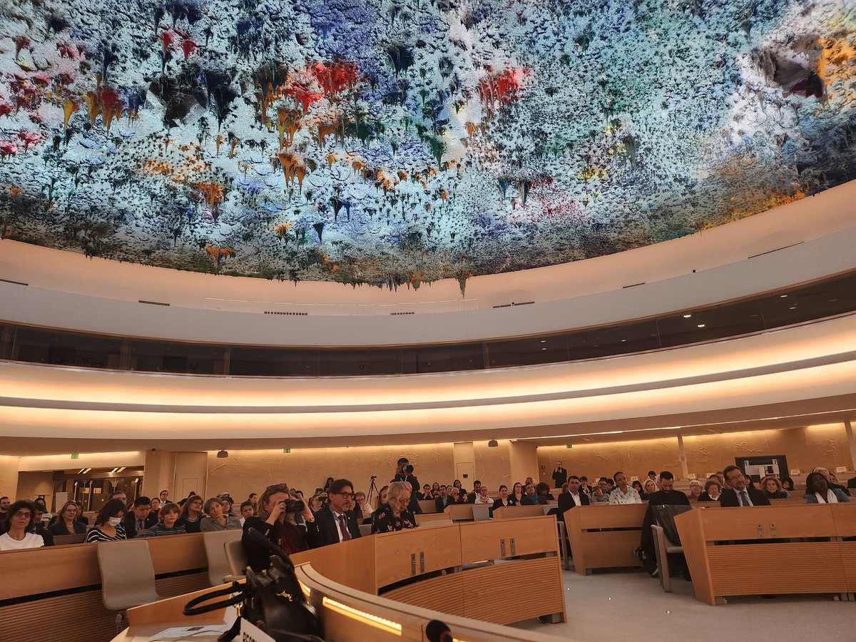 MarkoticGordan's tweet image. In #UNOG Human Rights Hall, committed to the Rights of Every Child,   enjoying  in a music performed by the world famous soprano #SonyaYoncheva #UNICEF National Ambassador of 🇧🇬 &amp;amp; children's orchestra #MusicEnsemblePlus from #Geneva