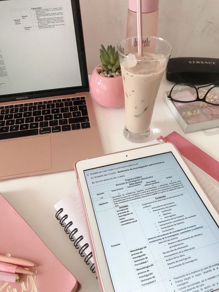 studyjainy's tweet image. ⇒ Como montar um cronograma de estudos sendo alguém que nunca teve costume de estudar antes, a thread:

#studytwt • #studytwtbr