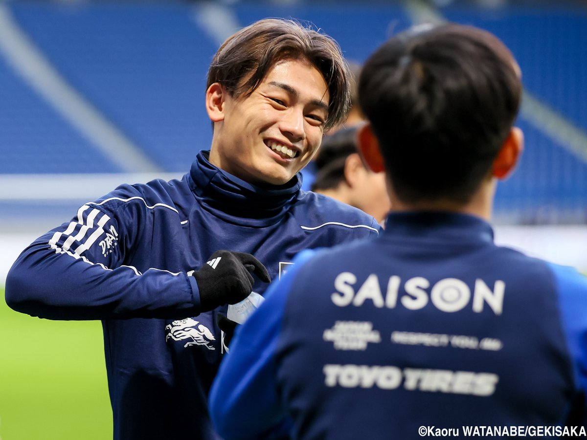 gekisaka's tweet photo. 【写真特集】森保Jがミャンマー戦前日練習…鹿島MF佐野海舟に声をかける“先輩”FW上田綺世(5枚)
https://t.co/iEsSHEkx99
#ゲキサカ
#daihyo
#日本代表
#サッカー日本代表
#佐野海舟
#上田綺世
#鹿島アントラーズ https://t.co/NlaeBEF6iV