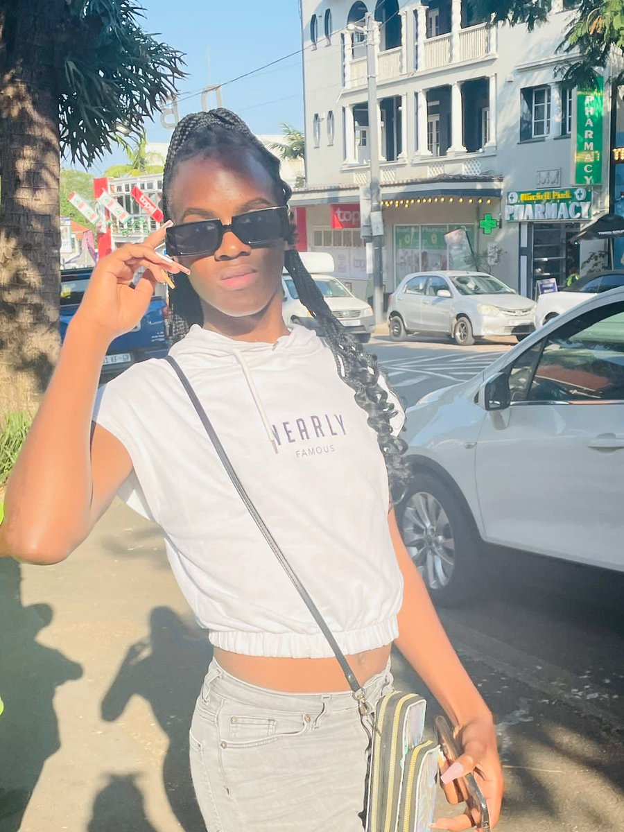 simphiyonce's tweet photo. @TransWomen... Still working on transitioning❤️🏳️‍🌈 https://t.co/qpv2QbU3Z4